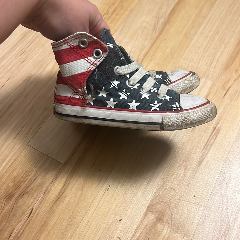 American Flag Converse